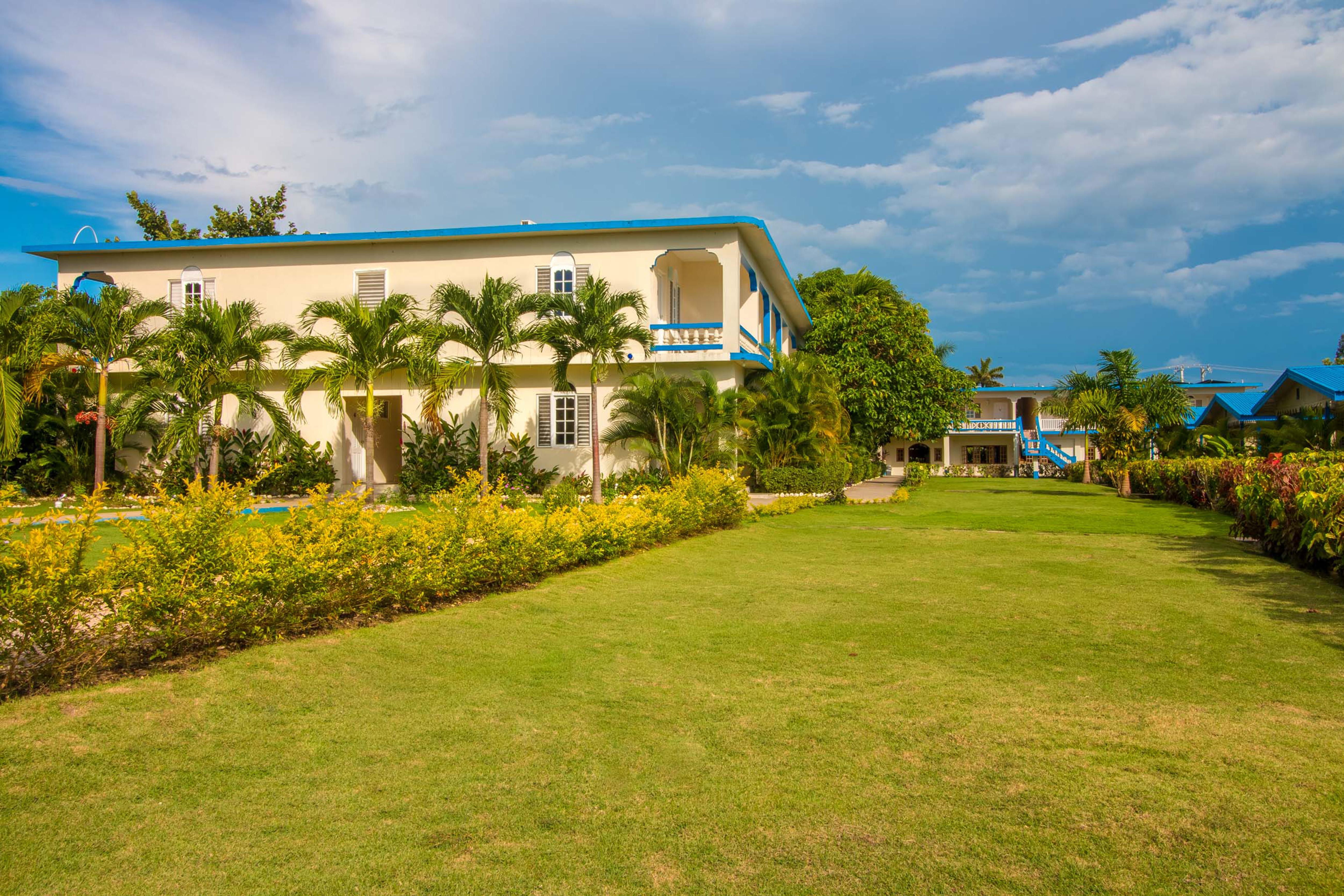 Travellers Beach Resort Negril Exterior foto