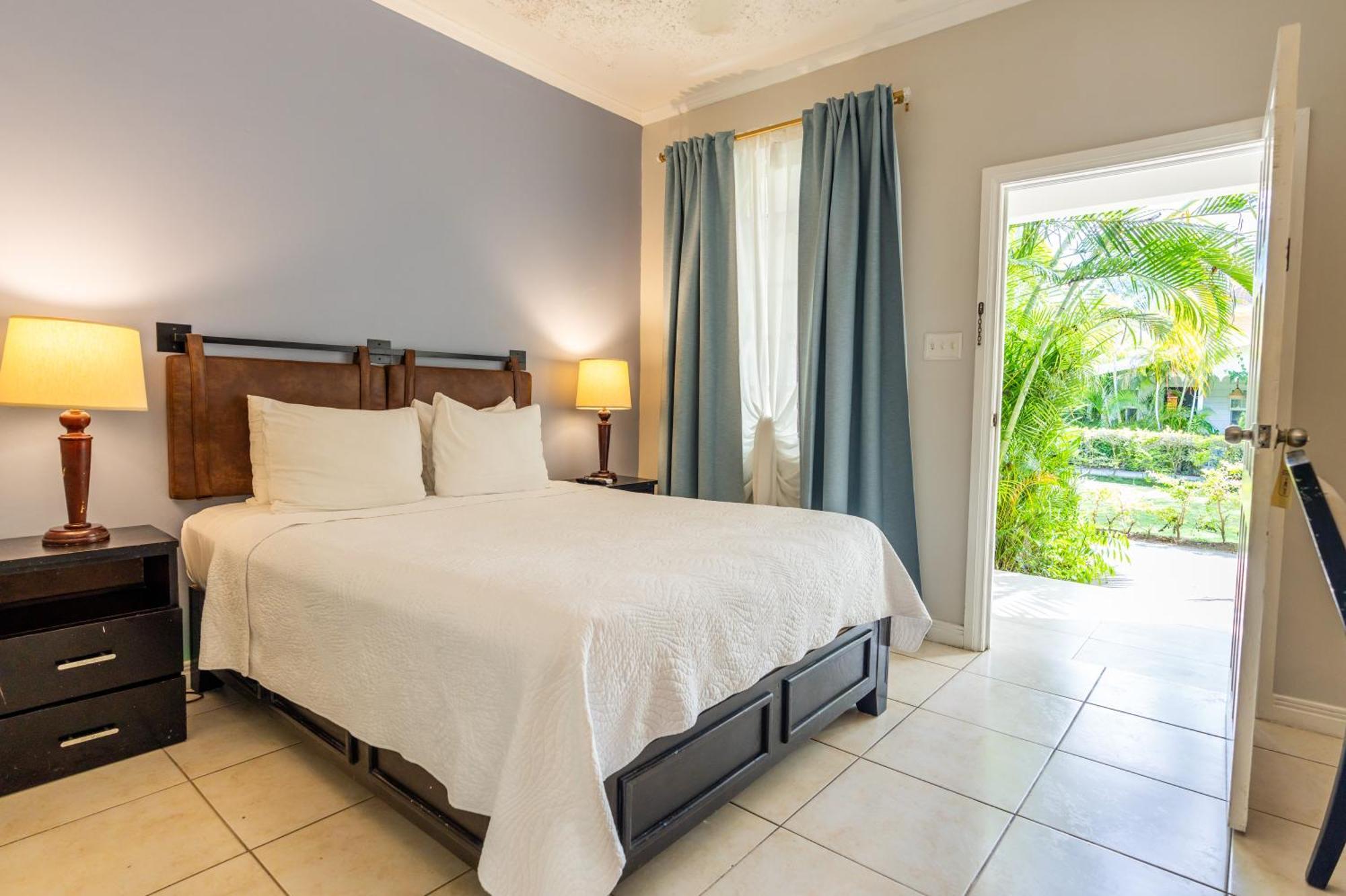 Travellers Beach Resort Negril Exterior foto