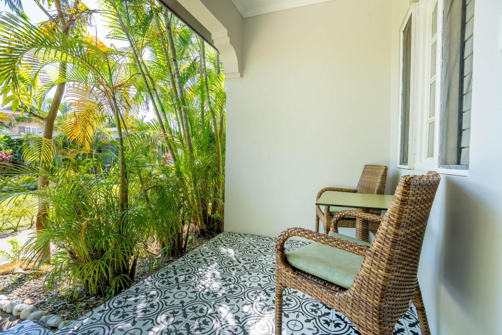 Travellers Beach Resort Negril Exterior foto